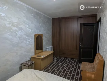 2-комнатная квартира, этаж 1 из 5, 45 м², На длительный срок, миниатюра 4