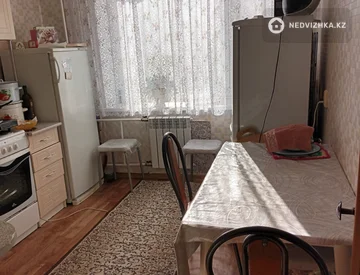 1-комнатная квартира, этаж 1 из 9, 35 м², миниатюра 2