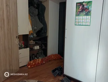 1-комнатная квартира, этаж 1 из 9, 35 м², миниатюра 7