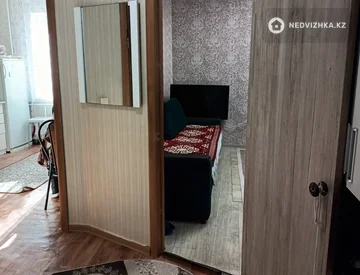 1-комнатная квартира, этаж 1 из 9, 35 м², миниатюра 10