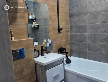 1-комнатная квартира, этаж 4 из 5, 32 м², миниатюра 9