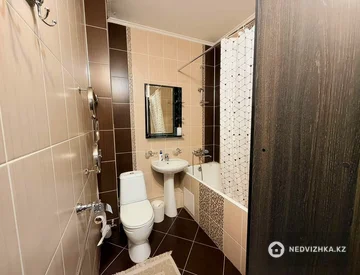 1-комнатная квартира, этаж 6 из 9, 40 м², На длительный срок, миниатюра 3