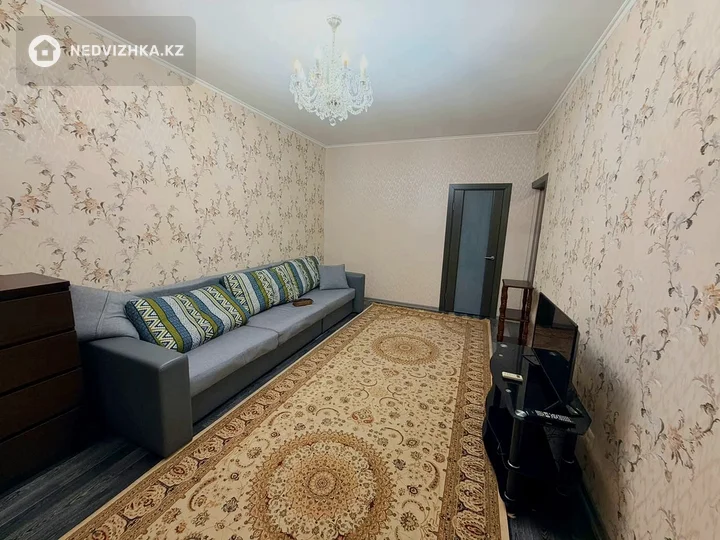 1-комнатная квартира, этаж 6 из 9, 40 м², На длительный срок, фотография 4