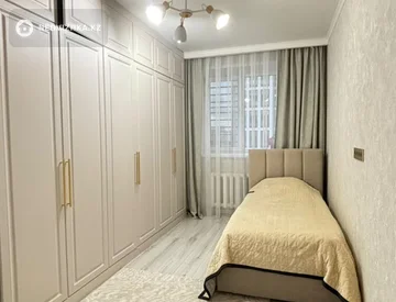 2-комнатная квартира, этаж 8 из 9, 50 м², миниатюра 3