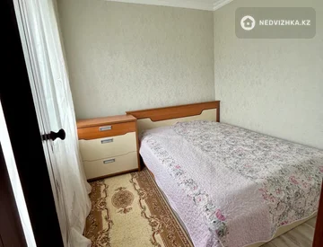 4-комнатная квартира, этаж 4 из 5, 58 м², миниатюра 3