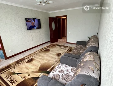 4-комнатная квартира, этаж 4 из 5, 58 м², миниатюра 4