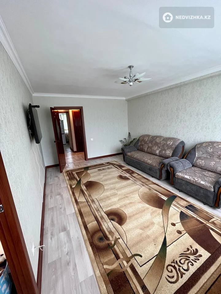 4-комнатная квартира, этаж 4 из 5, 58 м², фотография 5