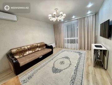 3-комнатная квартира, этаж 4 из 9, 80 м², миниатюра 3