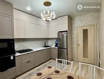 3-комнатная квартира, этаж 4 из 9, 80 м², миниатюра 9