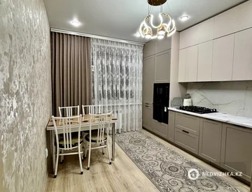 3-комнатная квартира, этаж 4 из 9, 80 м², миниатюра 10
