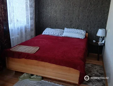 2-комнатная квартира, этаж 2 из 4, 41 м², миниатюра 2