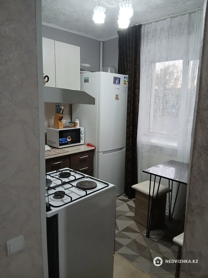 2-комнатная квартира, этаж 2 из 4, 41 м², фотография 5