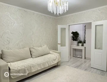 2-комнатная квартира, этаж 8 из 9, 50 м², миниатюра 4