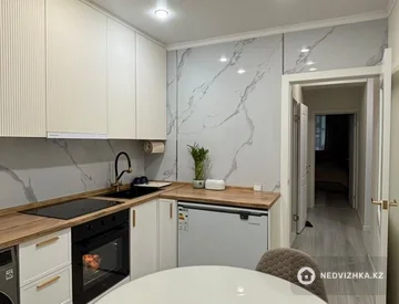 2-комнатная квартира, этаж 8 из 9, 50 м², миниатюра 8