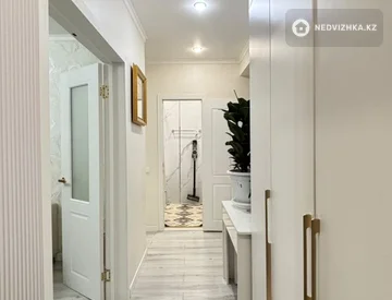 2-комнатная квартира, этаж 8 из 9, 50 м², миниатюра 9