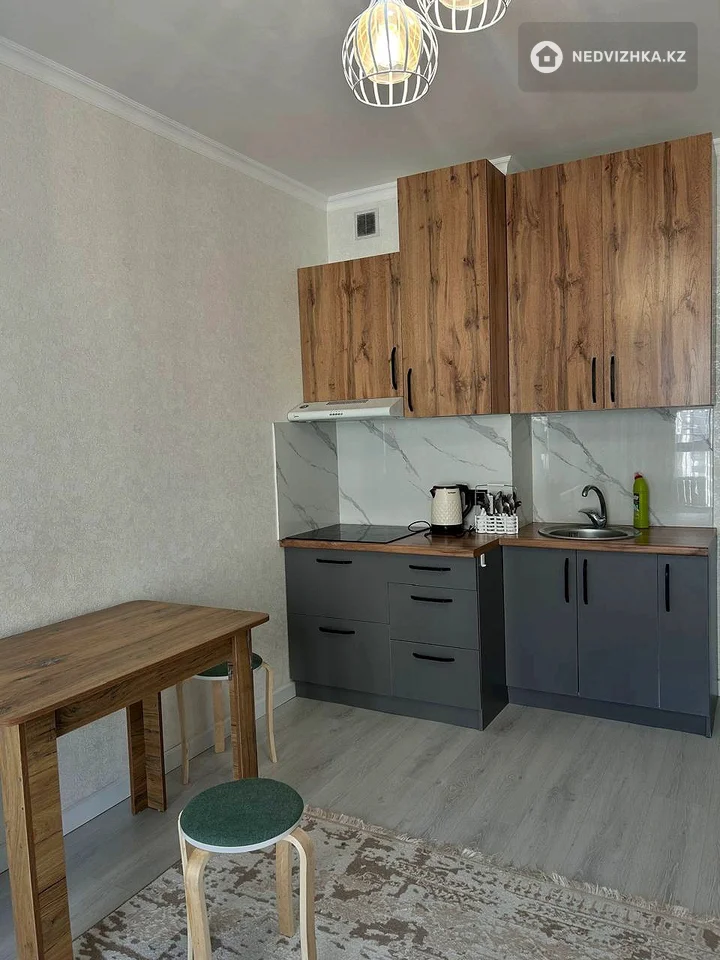 2-комнатная квартира, этаж 10 из 13, 60 м², На длительный срок, фотография 4