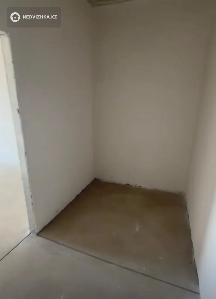 2-комнатная квартира, этаж 4 из 9, 42 м², фотография 4