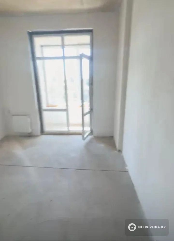 2-комнатная квартира, этаж 4 из 9, 42 м², фотография 3