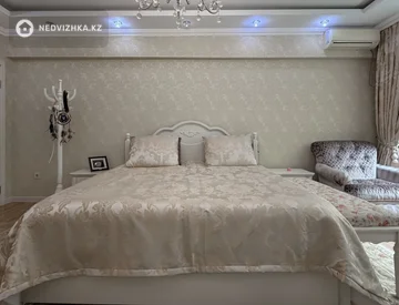2-комнатная квартира, этаж 3 из 5, 74 м², миниатюра 7