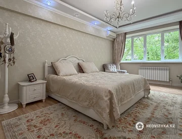 2-комнатная квартира, этаж 3 из 5, 74 м², миниатюра 10