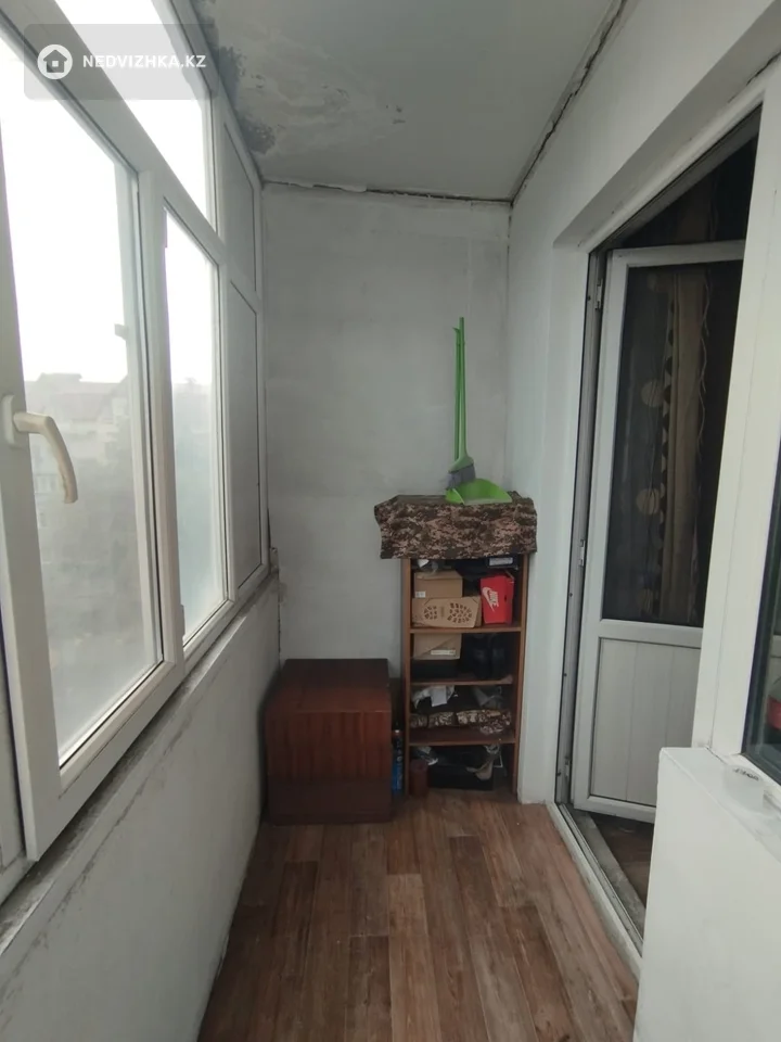 2-комнатная квартира, этаж 5 из 6, 64 м², фотография 3