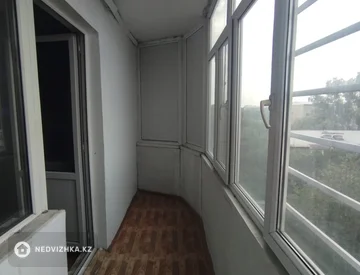 2-комнатная квартира, этаж 5 из 6, 64 м², миниатюра 1