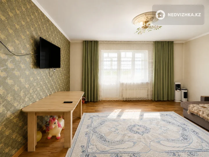 2-комнатная квартира, этаж 5 из 6, 64 м², фотография 5