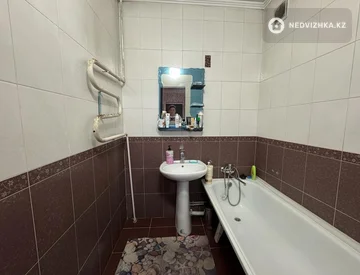 2-комнатная квартира, этаж 5 из 6, 64 м², миниатюра 11