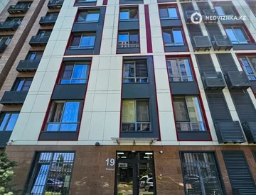 2-комнатная квартира, этаж 10 из 13, 47 м², миниатюра 4