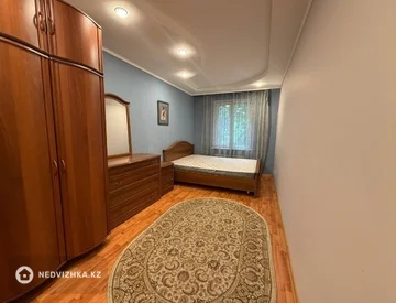 3-комнатная квартира, этаж 3 из 5, 54 м², миниатюра 1