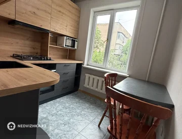 3-комнатная квартира, этаж 3 из 5, 54 м², миниатюра 7