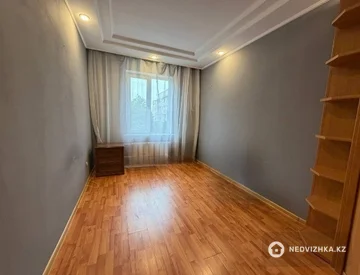 3-комнатная квартира, этаж 3 из 5, 54 м², миниатюра 11