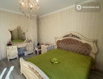 4-бөлмелі пәтер, қабат 8 барлық қабат саны 12, 110 м², 3-нобай