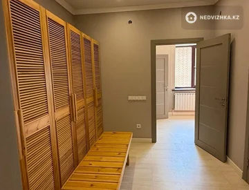 7-бөлмелі үй, 30 соттық, 1 400 м², 4-нобай
