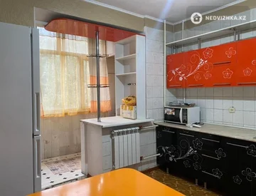 3-комнатная квартира, этаж 2 из 5, 70 м², миниатюра 6