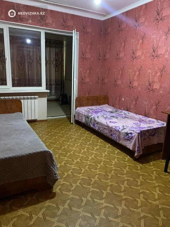 3-комнатная квартира, этаж 2 из 5, 70 м², фотография 5