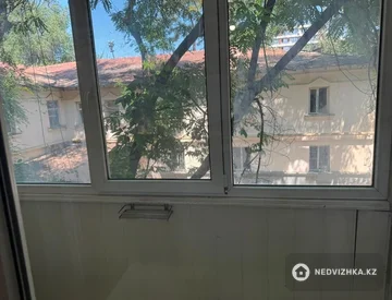 3-комнатная квартира, этаж 2 из 5, 70 м², миниатюра 10