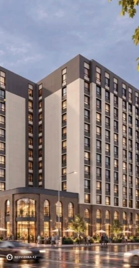 3-комнатная квартира, этаж 4 из 9, 75 м², фотография 2
