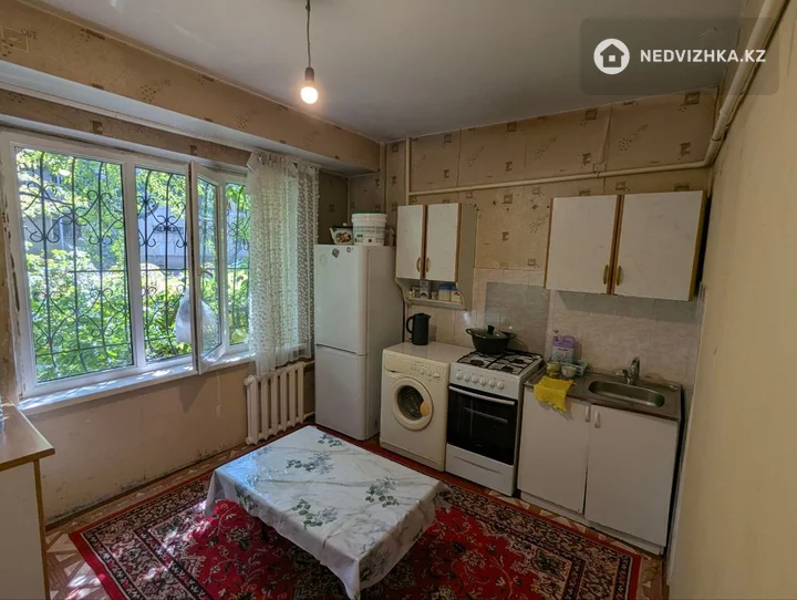 1-комнатная квартира, этаж 1 из 5, 36 м²