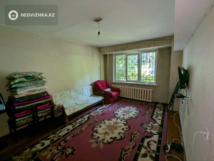 1-комнатная квартира, этаж 1 из 5, 36 м², фотография 3