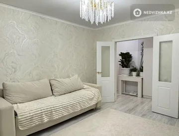 2-комнатная квартира, этаж 8 из 9, 50 м², миниатюра 6