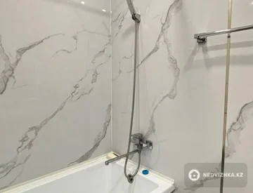 2-комнатная квартира, этаж 8 из 9, 50 м², миниатюра 11