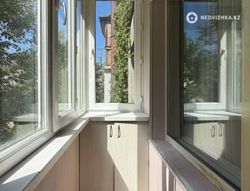3-комнатная квартира, этаж 4 из 5, 74 м², миниатюра 9