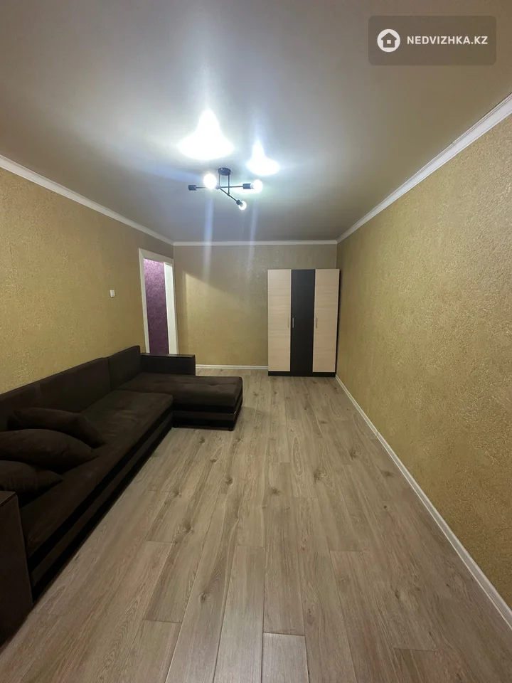 1-комнатная квартира, этаж 1 из 5, 32 м², фотография 2