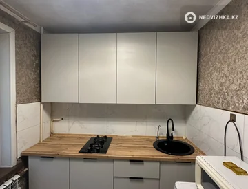 1-комнатная квартира, этаж 1 из 5, 32 м², миниатюра 5