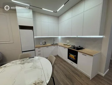 2-комнатная квартира, этаж 5 из 12, 72 м², На длительный срок, миниатюра 11