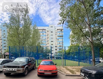 3-комнатная квартира, этаж 4 из 9, 93 м², миниатюра 6