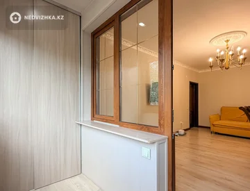 3-комнатная квартира, этаж 4 из 9, 93 м², миниатюра 9