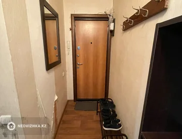 3-комнатная квартира, этаж 2 из 4, 55 м², миниатюра 4