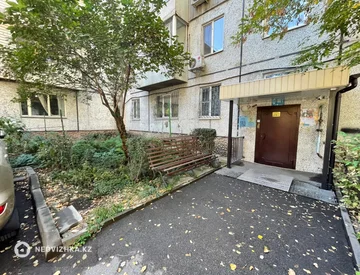 3-комнатная квартира, этаж 2 из 4, 55 м², миниатюра 9